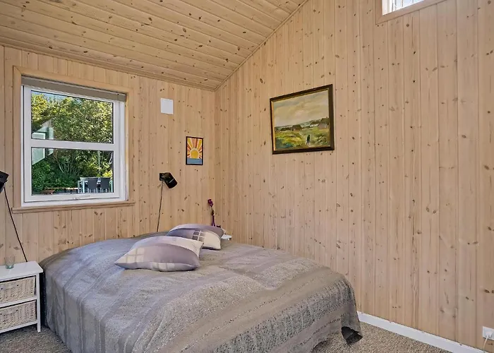 Three-bedroom In * Hemmet